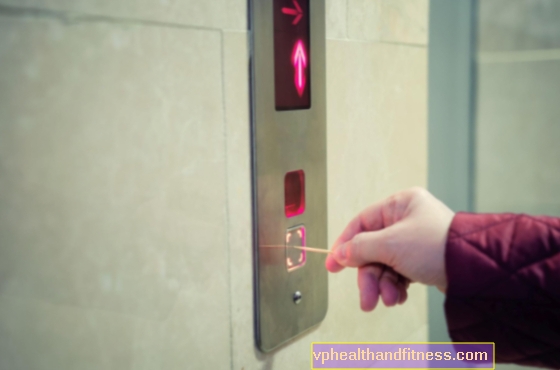 Как безопасно да натискате бутоните на асансьора?