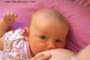 Бебетата, които спят с родителите си, имат по-висок риск от внезапна смърт