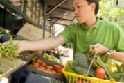 Fem daglige portioner af frugt og grøntsager reducerer risikoen for død som følge af sygdom