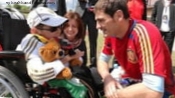 Barnet, der lider af spinal muskelatrofi, en fan af Iker Casillas, dør (med note om AME)