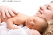 Az anyatej legfeljebb kétéves adása évente 1,5 millió ember életét megmentheti, állítja a WHO