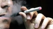 Електронната цигара причинява промени в белите дробове, много подобни на тези на тютюна