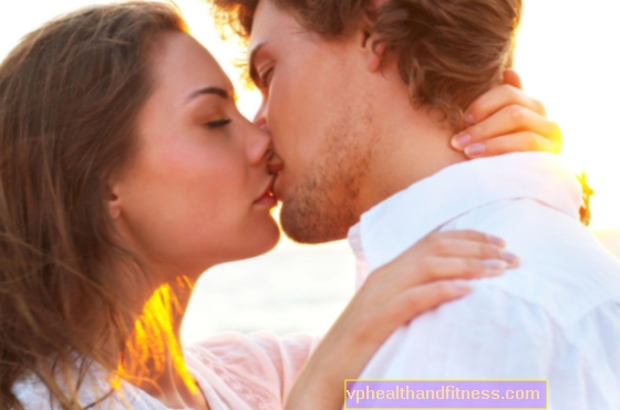 El arte del beso según el Kamasutra
