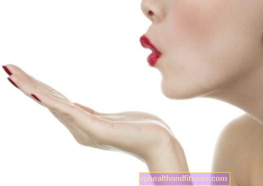 Dudaklarınıza nasıl bakmalısınız? Pürüzsüz ve dolgun dudaklar için ev ilaçları