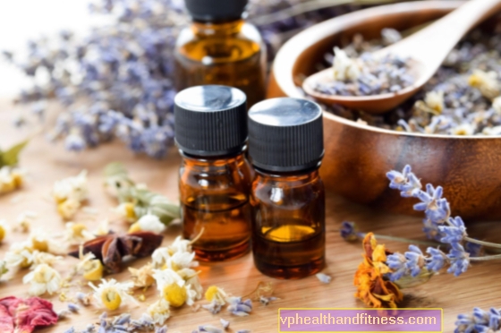 Các biện pháp khắc phục chứng đau đầu tại nhà: liệu pháp hương thơm giúp giảm đau đầu