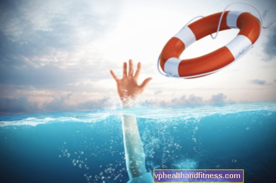 Cómo ayudar a una persona que se está ahogando: instrucciones de PRIMEROS AUXILIOS