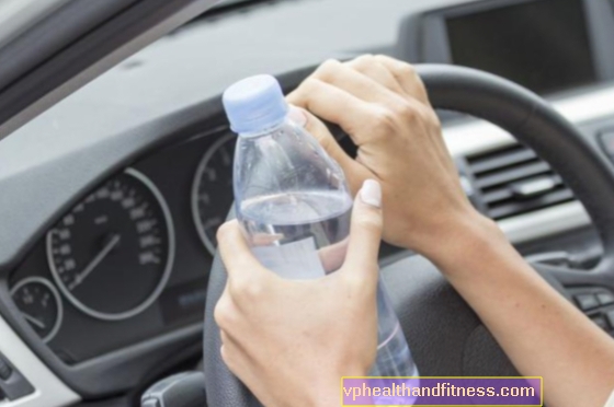 ¿Dejas una botella de agua en un coche caliente? ¡Esto es un gran error!